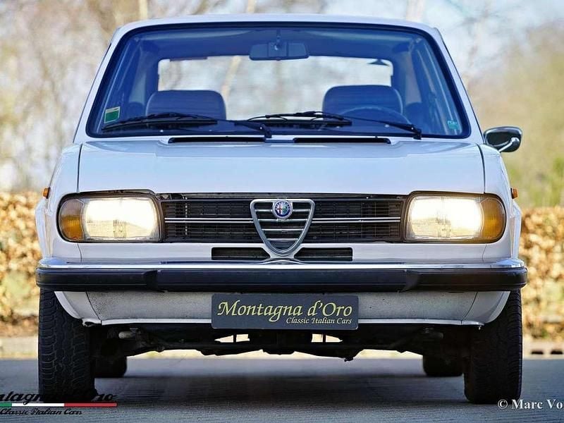 Wit Occasion 1979 Alfa Romeo Alfasud Super Sedan | € 18.950 - Afbeelding 1/4