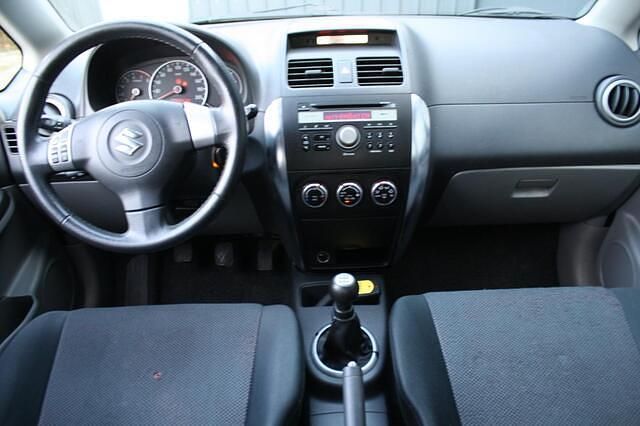 Occasion Suzuki SX4 Exclusive 108 PK (79 kW) 2006 Oranje MPV