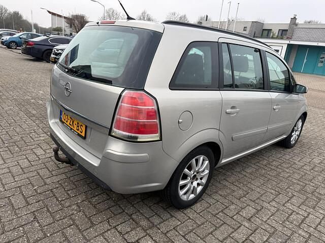 Occasion Opel Zafira 105 PK (77 kW) 2008 Grijs MPV