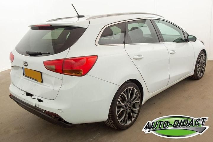 Occasion Kia Ceed 2015 Wit Hatchback