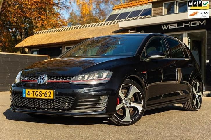 Zwart Gebruikt 2014 VW Golf VII GTI Hatchback | € 14.950 (Super prijs) - Afbeelding 1/4