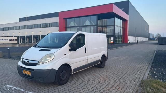 Overige Gebruikt 2009 Opel Vivaro Van | € 1.750 (Eerlijke prijs) - Afbeelding 1/4