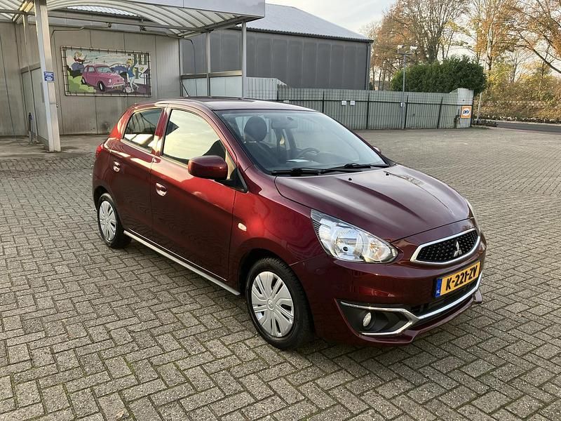 Occasion Mitsubishi Space Star 2020 Rood Hatchback