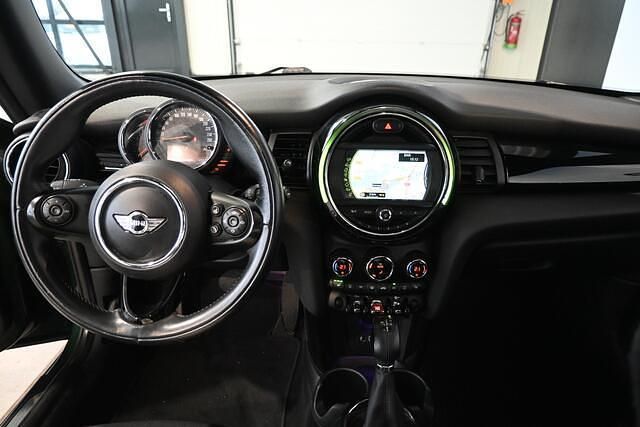 Occasion Mini Cooper Business 136 PK (100 kW) 2016 Groen (metallic) Hatchback
