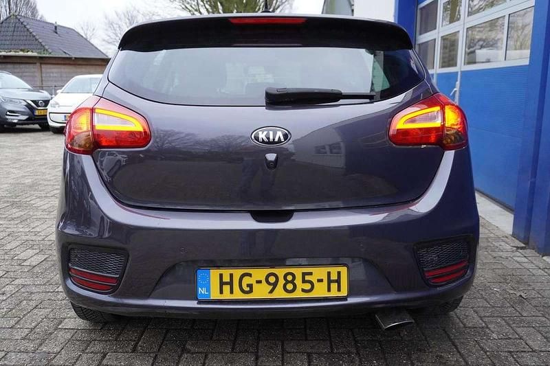 Occasion Kia Ceed 101 PK (74 kW) 2015 Grijs Hatchback