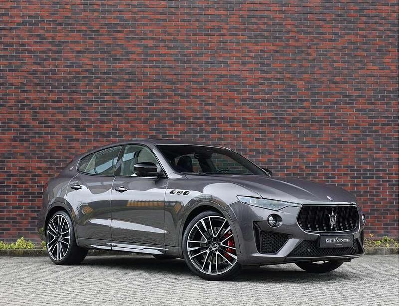 Grijs Gebruikt 2020 Maserati Levante SUV | € 107.450 - Afbeelding 1/4
