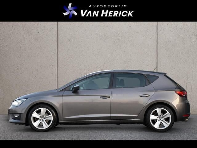 Occasion Seat Leon FR 125 PK (91 kW) 2015 Grijs Hatchback