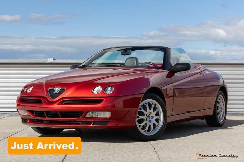 Rood Gebruikt 1999 Alfa Romeo Spider Cabriolet | € 34.950 - Afbeelding 1/4