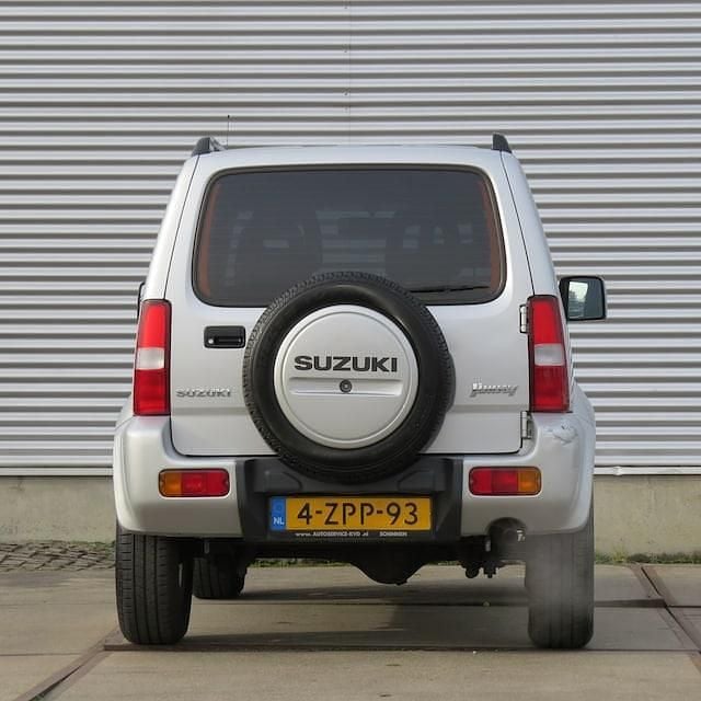 Occasion Suzuki Jimny Exclusive 86 PK (63 kW) 2011 Grijs SUV