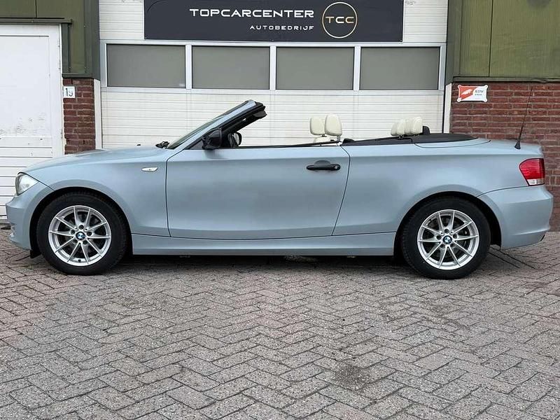 Occasion BMW 118 Cabriolet Executive 143 PK (105 kW) 2011 Zwart Cabriolet