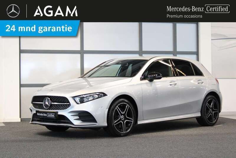 Grijs, metallic lak Gebruikt 2022 Mercedes A250 Business Hatchback | € 31.450 (Eerlijke prijs) - Afbeelding 1/4