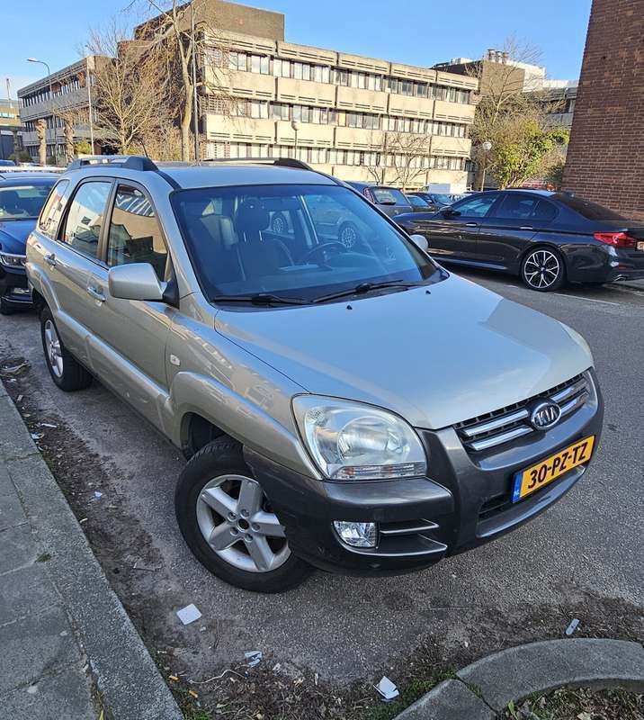 Groen Gebruikt 2005 Kia Sportage SUV | € 2.995 (Eerlijke prijs) - Afbeelding 1/4