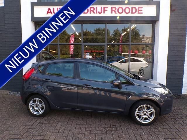 Grijs Gebruikt 2012 Ford Fiesta Limited Hatchback | € 5.950 (Eerlijke prijs) - Afbeelding 1/4