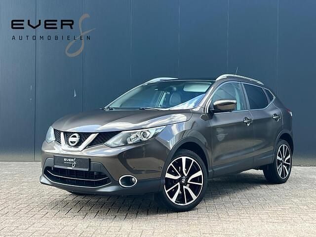Bruin Gebruikt 2016 Nissan Qashqai 360º SUV | € 13.950 (Goede deal) - Afbeelding 1/4