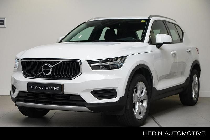 Wit Gebruikt 2021 Volvo XC40 Momentum SUV | € 29.995 (Super prijs) - Afbeelding 1/4