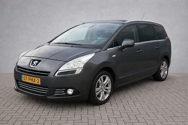 Grijs Occasion 2011 Peugeot 5008 GTi MPV | € 2.455 (Super prijs) - Afbeelding 1/4