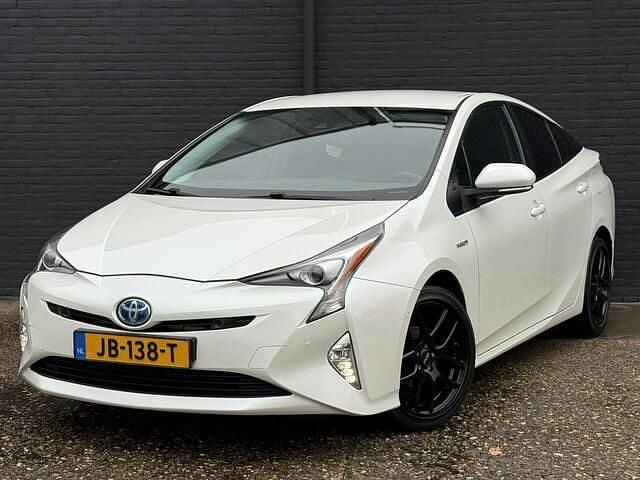 Wit Gebruikt 2016 Toyota Prius Executive Hatchback | € 12.995 (Eerlijke prijs) - Afbeelding 1/4