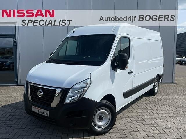 Wit Gebruikt 2023 Nissan Interstar Acenta Van | € 20.940 (Goede deal) - Afbeelding 1/4