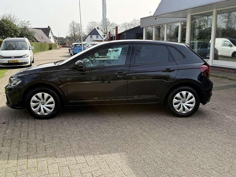 Occasion VW Polo R-line 110 PK (80 kW) 2023 Zwart Hatchback