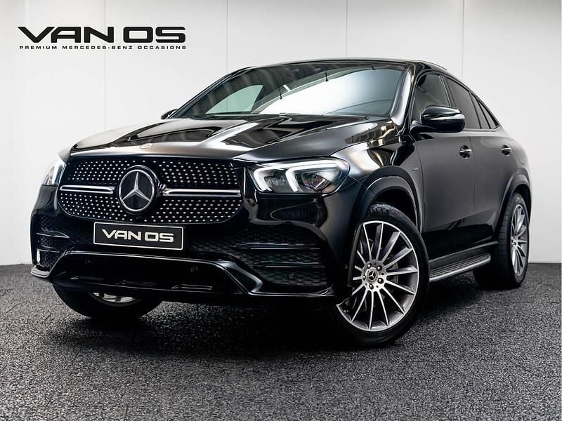Zwart Gebruikt 2021 Mercedes GLE350e AMG line Coupé | € 69.995 (Goede deal) - Afbeelding 1/4