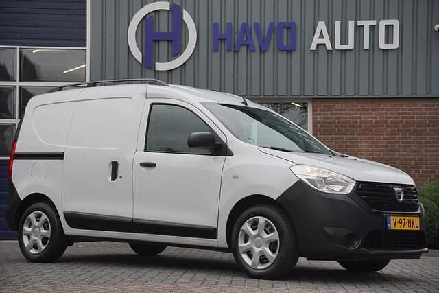 Wit Gebruikt 2021 Dacia Dokker Van | € 11.950 (Eerlijke prijs) - Afbeelding 1/4