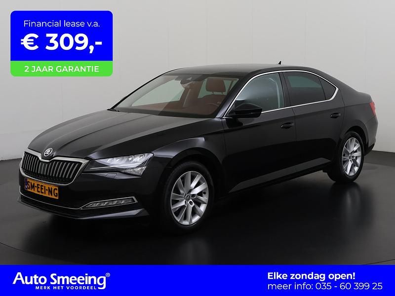 Zwart Gebruikt 2019 Skoda Superb Style Hatchback | € 23.495 (Super prijs) - Afbeelding 1/4