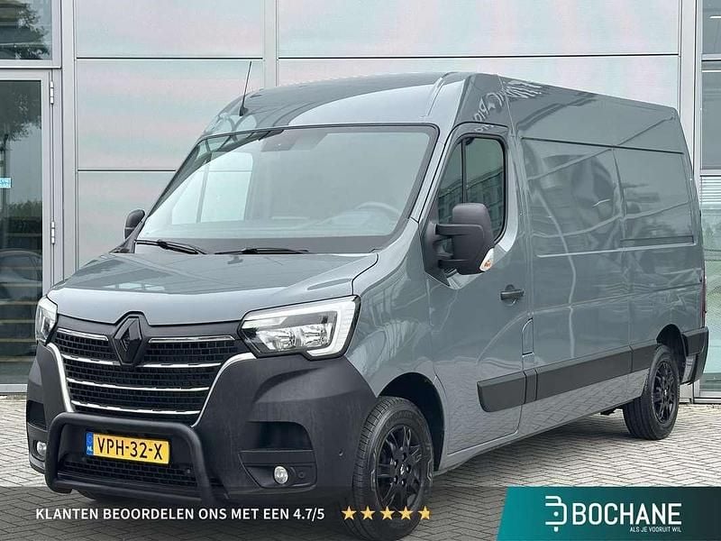 Stadsgrijs kpw Gebruikt 2022 Renault Master Van | € 16.640 (Goede deal) - Afbeelding 1/3