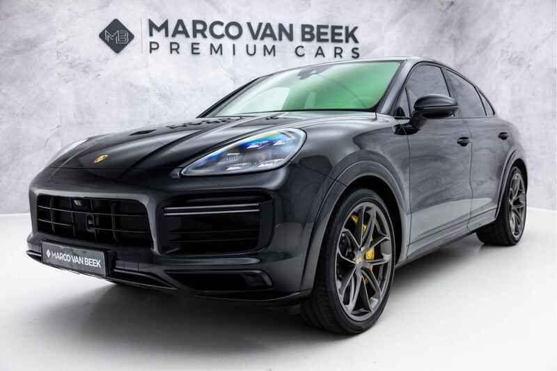 C9x diepzwart metallic Gebruikt 2019 Porsche Cayenne SUV | € 94.850 - Afbeelding 1/4
