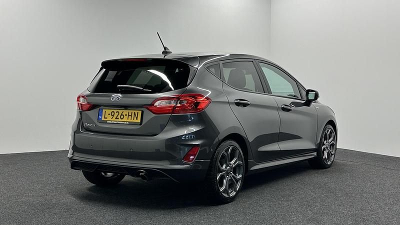 Occasion Ford Fiesta ST-Line 94 PK (69 kW) 2021 Grijs Hatchback