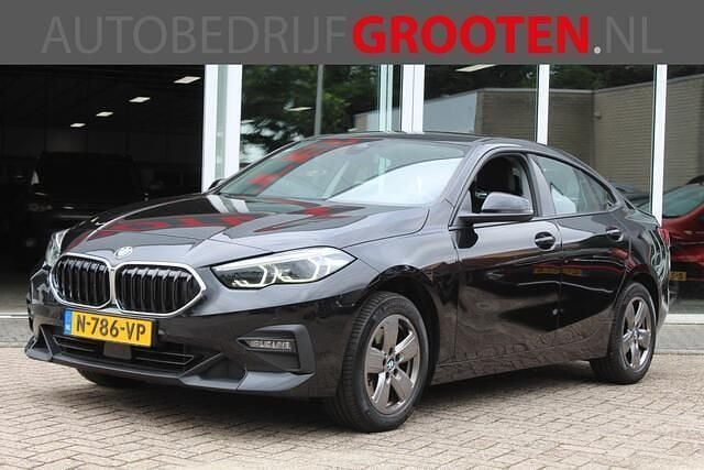 Zwart, metallic lak Gebruikt 2022 BMW 218 Coupé | € 21.999 (Super prijs) - Afbeelding 1/4