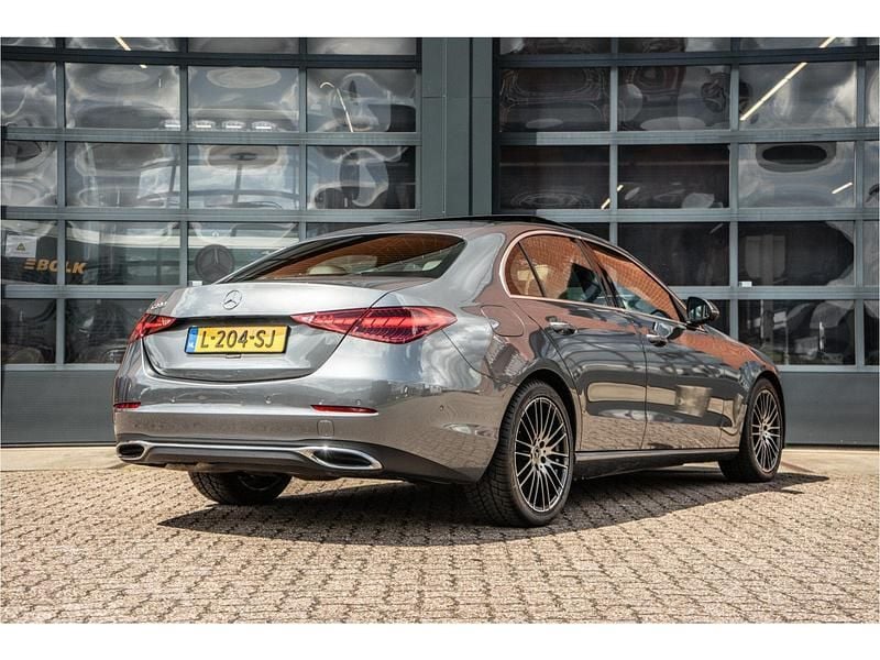 Occasion Mercedes C200 Avantgarde 225 PK (165 kW) 2021 Grijs, metallic lak Sedan