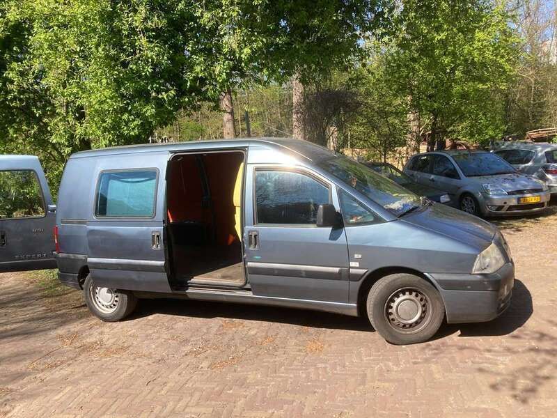 Zilver Gebruikt 2005 Peugeot Expert Van | € 1.600 (Goede deal) - Afbeelding 1/4