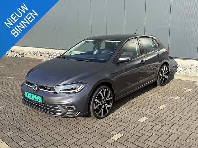 Grijs (metallic) Occasion 2025 VW Polo Business Hatchback | € 24.950 (Eerlijke prijs) - Afbeelding 1/4