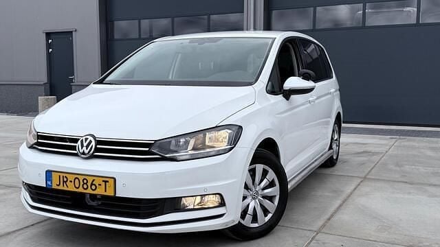 Wit (metallic) Gebruikt 2016 VW Touran Comfortline MPV | € 8.800 (Super prijs) - Afbeelding 1/4