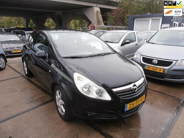 Zwart Gebruikt 2007 Opel Corsa Enjoy Stationwagen | € 1.450 (Eerlijke prijs) - Afbeelding 1/4
