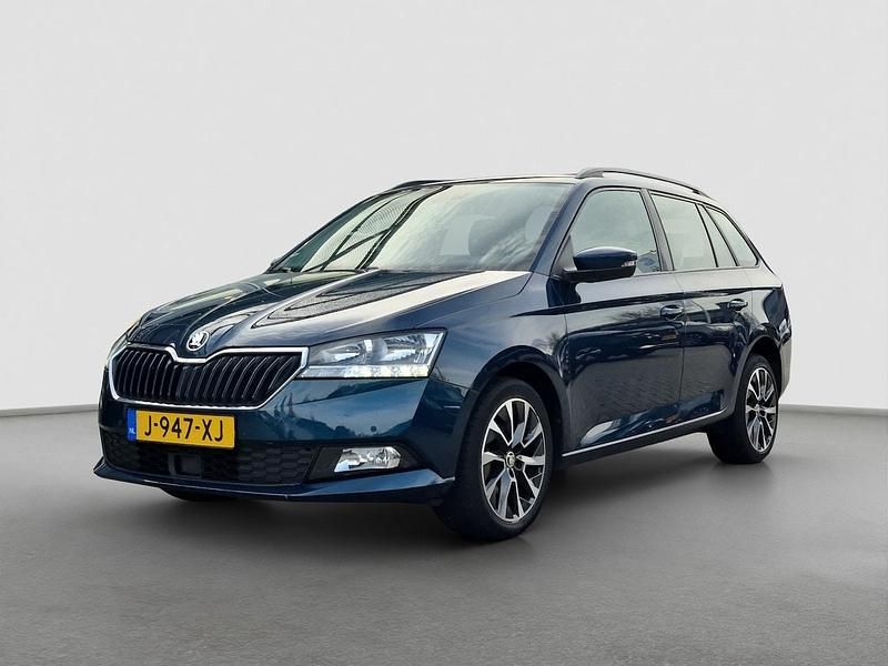Blauw Gebruikt 2020 Skoda Fabia Business Line Stationwagen | € 11.700 (Eerlijke prijs) - Afbeelding 1/4
