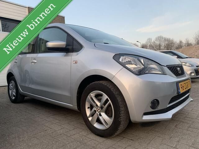 Grijs Gebruikt 2012 Seat Mii Chic Hatchback | € 6.750 (Eerlijke prijs) - Afbeelding 1/4