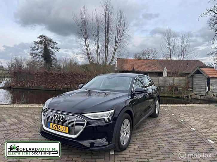 Zwart Occasion 2020 Audi e-tron SUV | € 19.950 (Super prijs) - Afbeelding 1/4