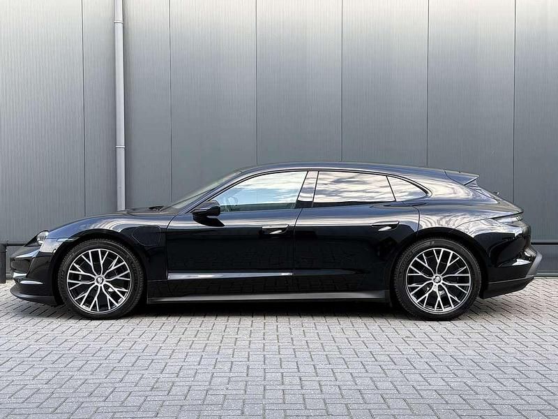 Occasion Porsche Taycan Performance Package 350 kW (476 PK) 2022 Zwart Stationwagen