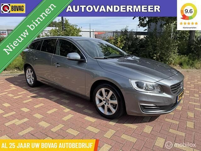 Grijs Gebruikt 2017 Volvo V60 Kinetic Stationwagen | € 14.940 (Goede deal) - Afbeelding 1/3