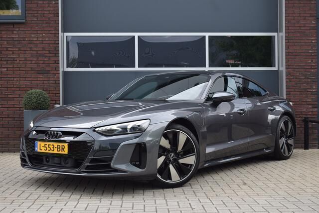 Grijs Gebruikt 2021 Audi e-tron GT quattro Sedan | € 49.950 - Afbeelding 1/4