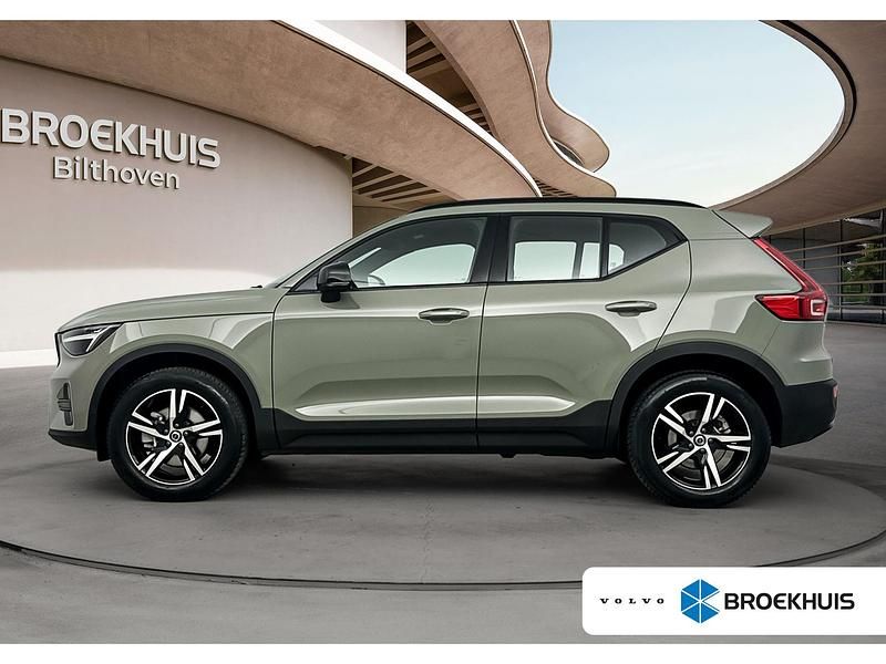 Groen Gebruikt 2024 Volvo XC40 Plus SUV | € 42.895 (Eerlijke prijs) - Afbeelding 1/4