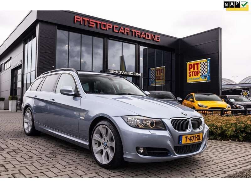 Blauw Gebruikt 2008 BMW 325 Basis Stationwagen | € 16.950 - Afbeelding 1/3