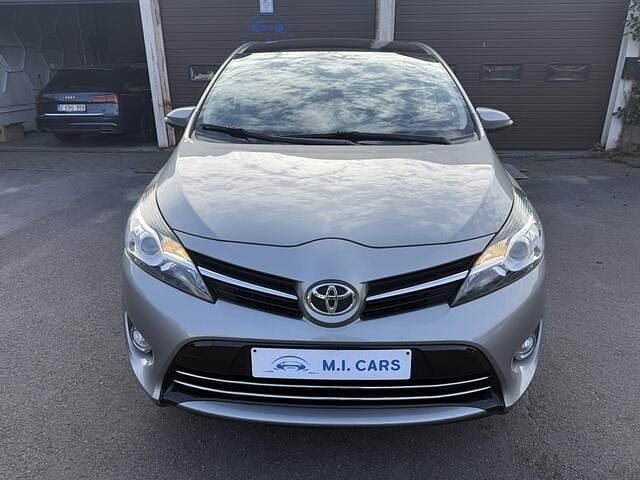 Grijs Gebruikt 2013 Toyota Verso MPV | € 8.750 (Super prijs) - Afbeelding 1/4