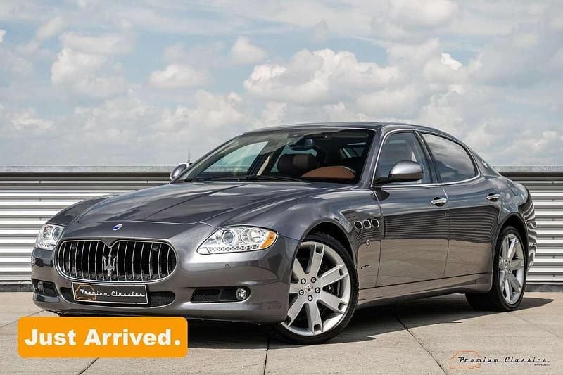 Grijs, metallic lak Gebruikt 2008 Maserati Quattroporte Sedan | € 49.950 - Afbeelding 1/4