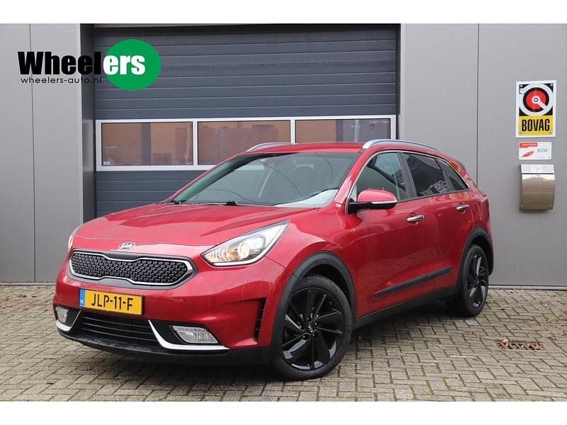 Rood Occasion 2018 Kia Niro Style SUV | € 14.995 (Goede deal) - Afbeelding 1/4