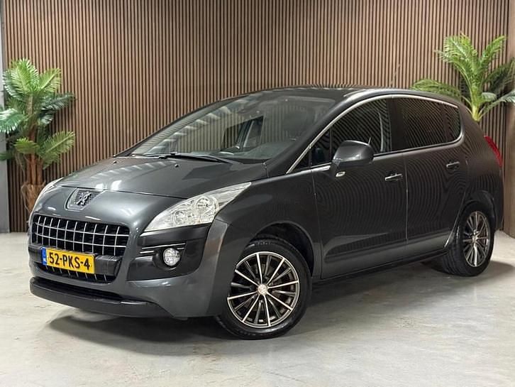 Grijs Gebruikt 2011 Peugeot 3008 MPV | € 5.995 (Eerlijke prijs) - Afbeelding 1/4