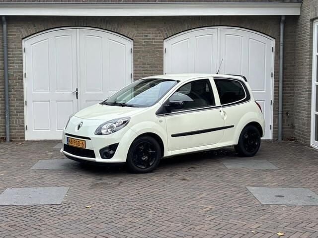 Wit Gebruikt 2011 Renault Twingo Collection Hatchback | € 2.499 (Eerlijke prijs) - Afbeelding 1/4