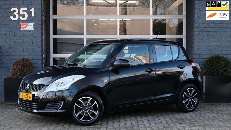 Zwart Occasion 2010 Suzuki Swift Comfort Hatchback | € 4.999 (Eerlijke prijs) - Afbeelding 1/4