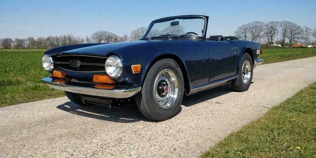 Blauw Gebruikt 1971 Triumph TR6 Cabriolet | € 34.250 - Afbeelding 1/4